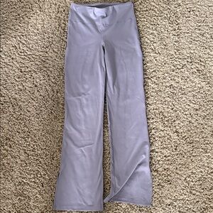 GAPFit lilac flare bottom pant